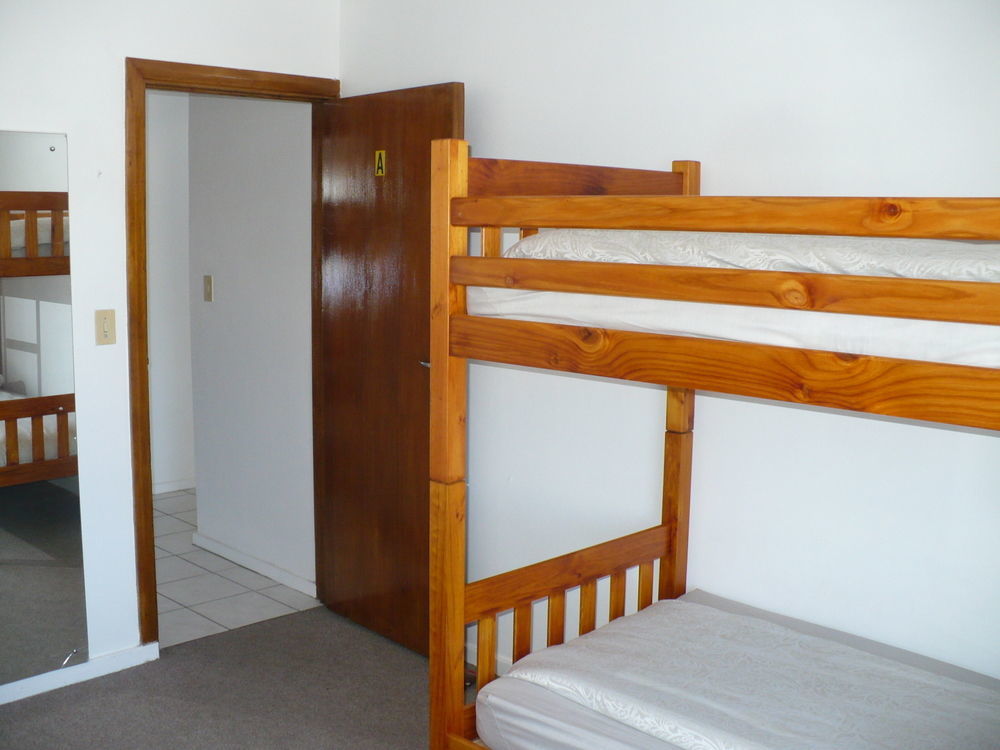 Backpacker Apartments Plettenberg Bay Exterior foto