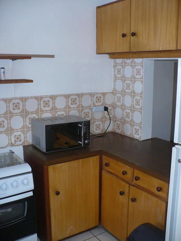 Backpacker Apartments Plettenberg Bay Exterior foto