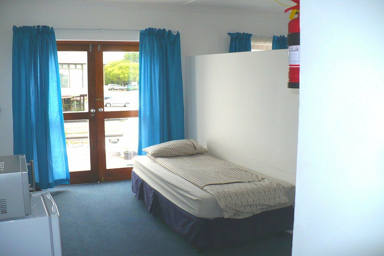 Backpacker Apartments Plettenberg Bay Exterior foto